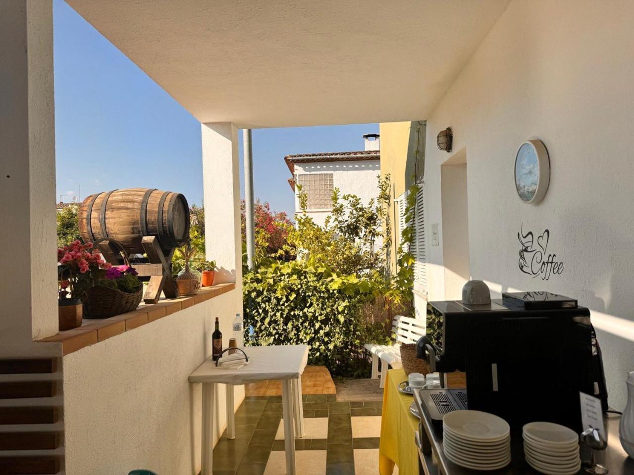 Villa Merce Empuries サン・マルティー・ダンプリアス エクステリア 写真