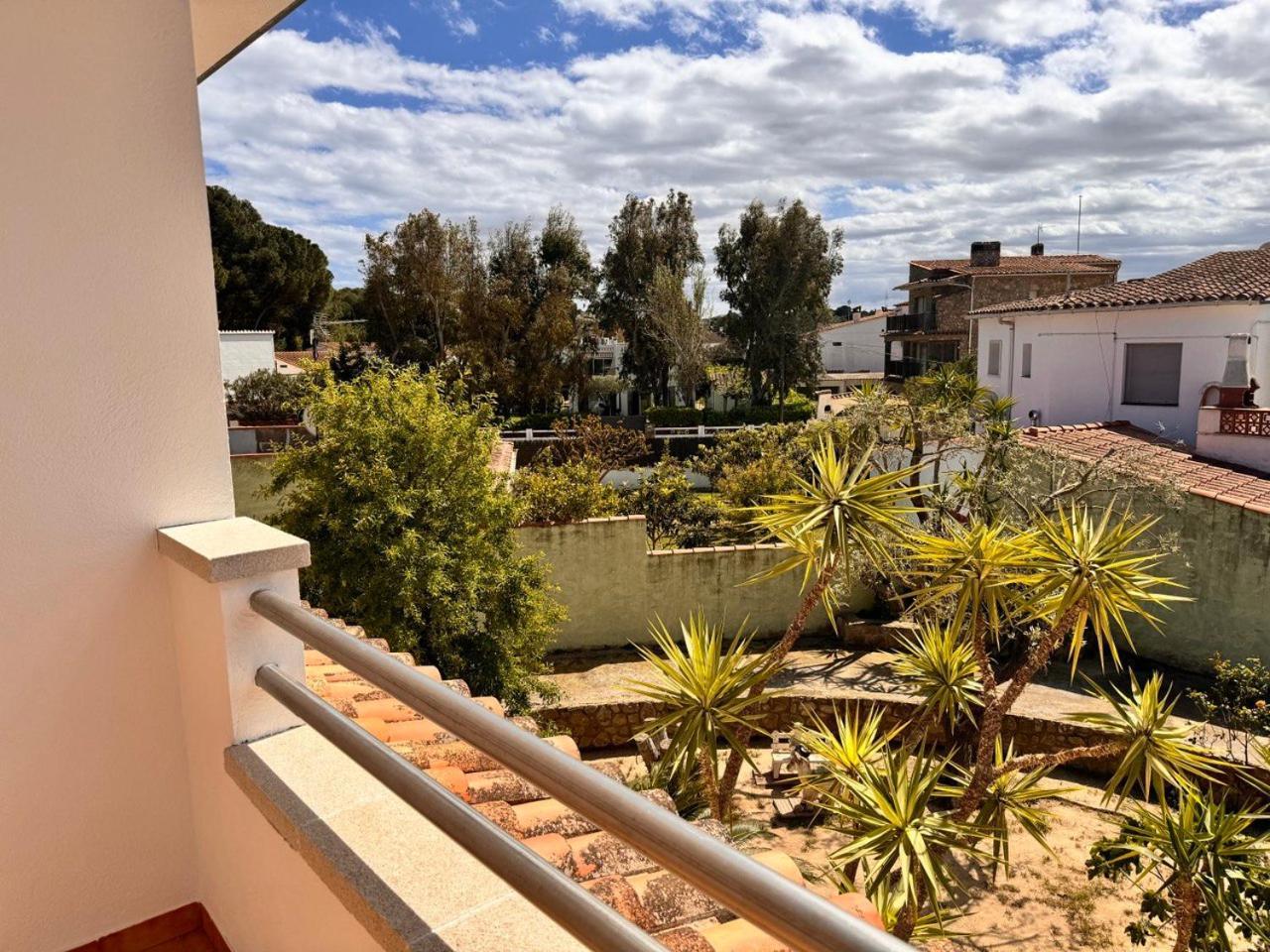 Villa Merce Empuries サン・マルティー・ダンプリアス エクステリア 写真